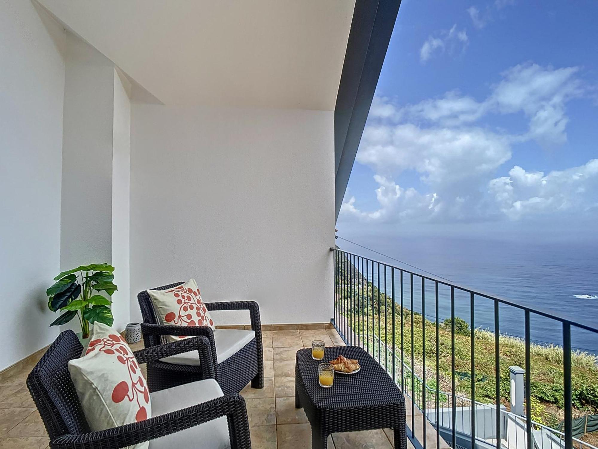 Vinhaticos Villa By Atlantic Holiday Porto Moniz Exterior photo